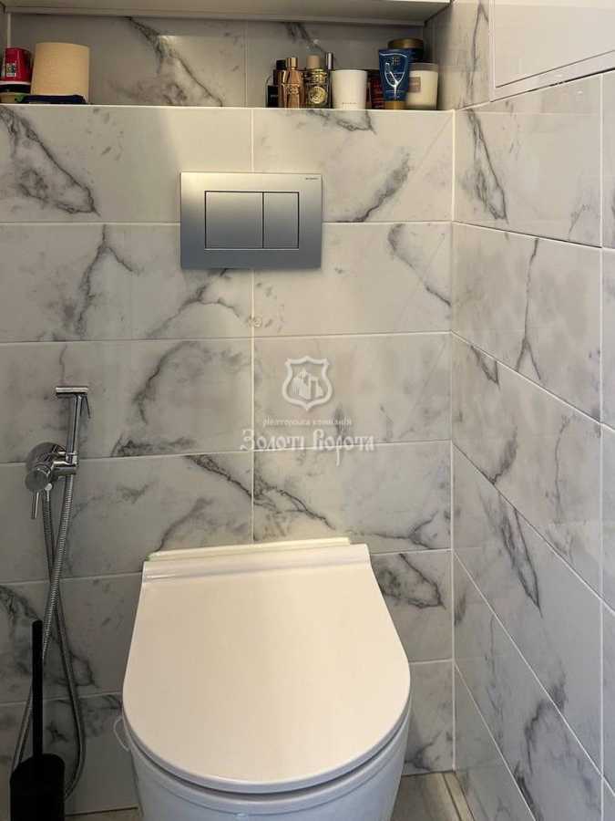 Продажа 2-комнатной квартиры 53 м², Здолбуновская ул., 3