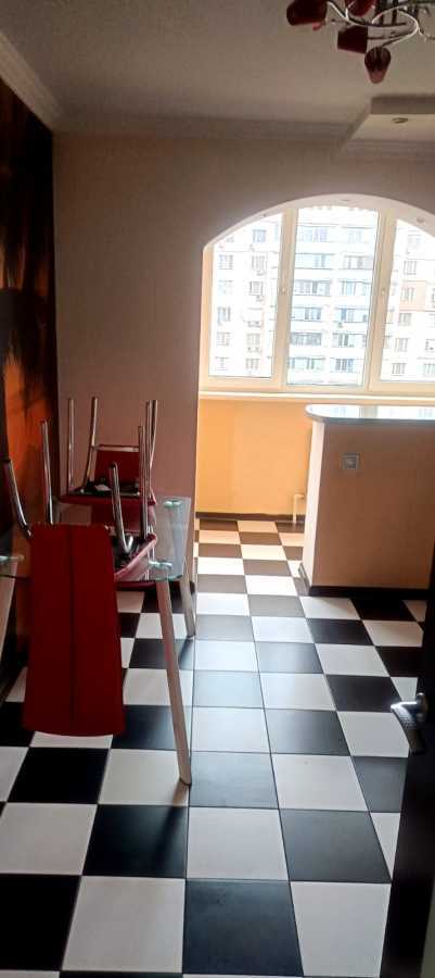 Аренда 1-комнатной квартиры 45 м², Вишняковская ул., 1