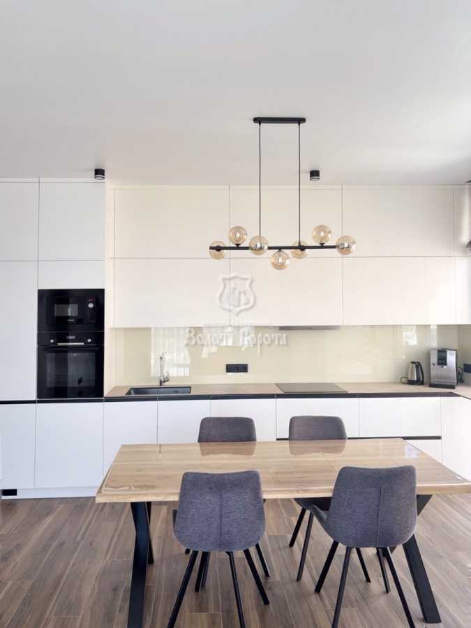 Продаж 2-кімнатної квартири 90.2 м², Миколи Пимоненка вул., 19