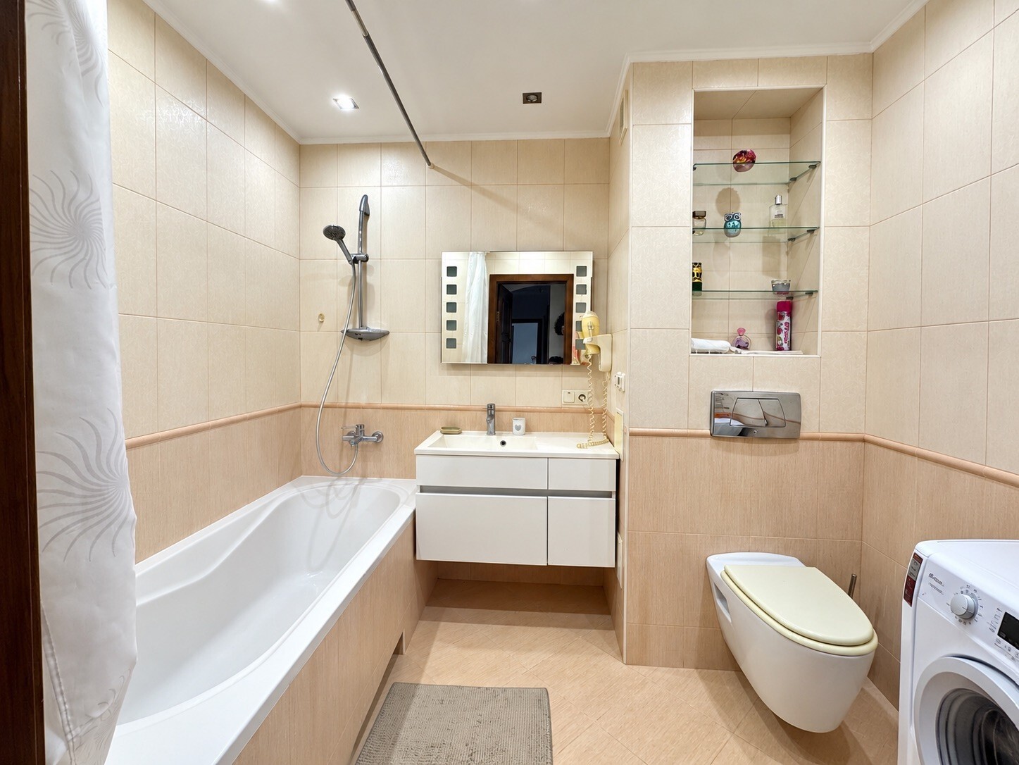 Продажа 2-комнатной квартиры 56 м², Алма-Атинская ул., 39Д