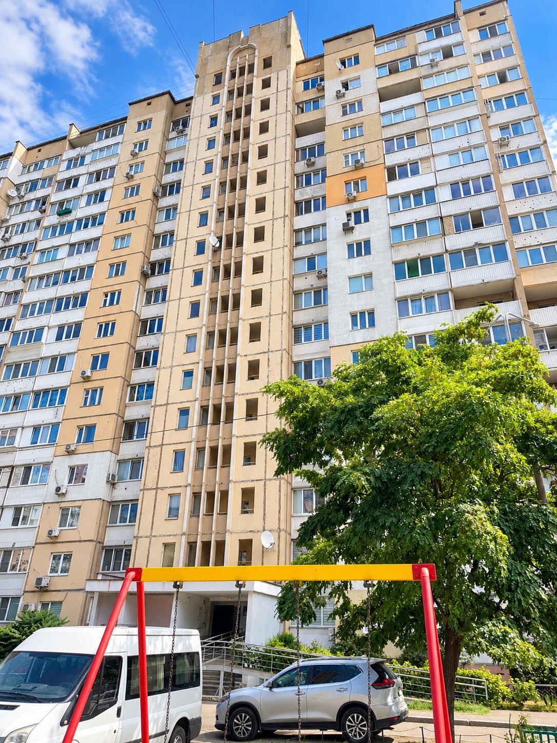 Продажа 2-комнатной квартиры 56 м², Алма-Атинская ул., 39Д