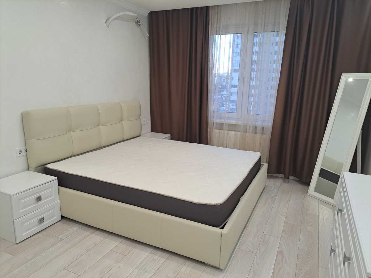 Аренда 1-комнатной квартиры 48.5 м², Сергея Данченко ул., 5