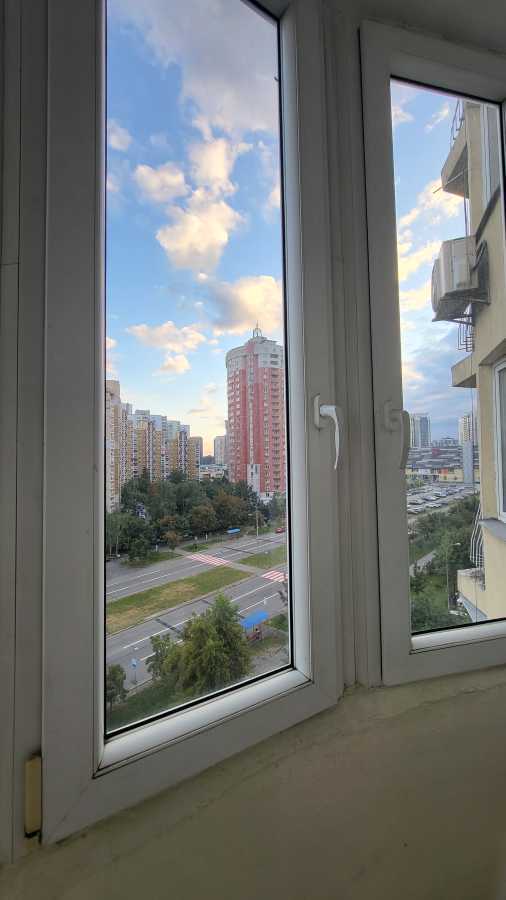 Аренда 2-комнатной квартиры 55 м², Анны Ахматовой ул., 48