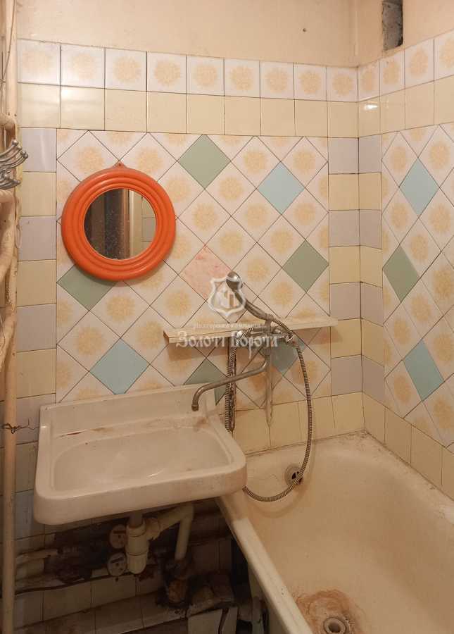 Продаж 3-кімнатної квартири 70.6 м², Маршала Малиновського вул., 28А