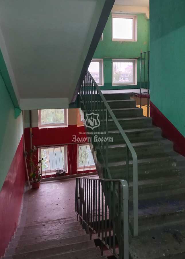Продаж 3-кімнатної квартири 70.6 м², Маршала Малиновського вул., 28А