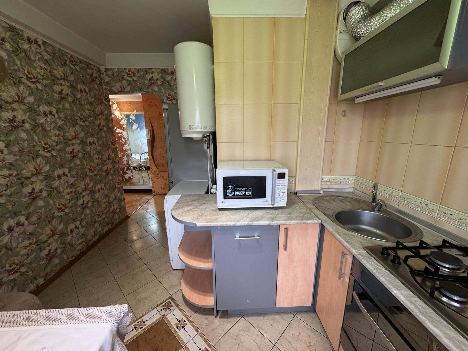 Продажа 2-комнатной квартиры 50 м², Школьная ул.