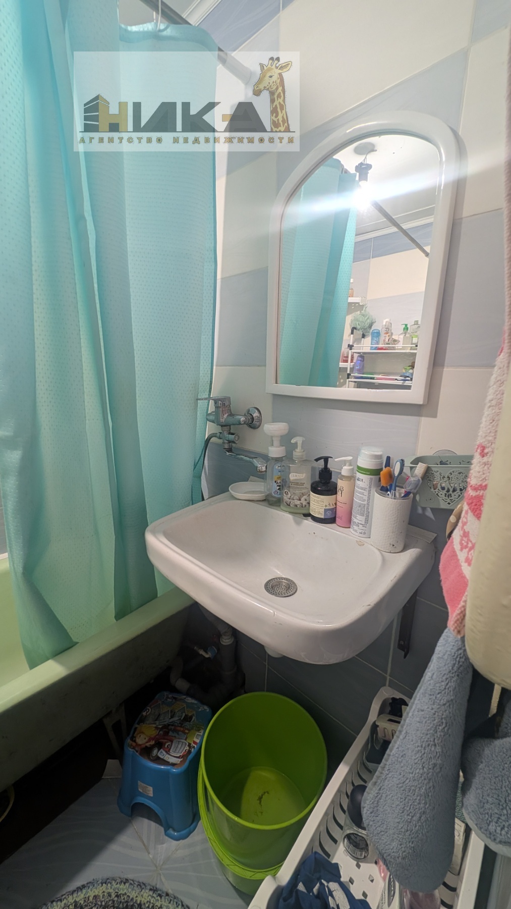 Продажа 4-комнатной квартиры 86 м², Зестафонская ул.