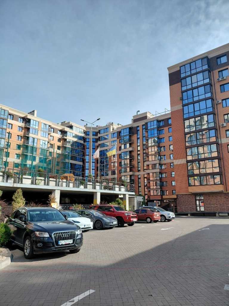 Продажа 1-комнатной квартиры 42 м², Яровица ул., 17