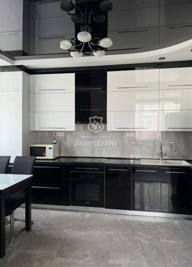 Продаж 3-кімнатної квартири 83.7 м², Сім'ї Кульженків вул., 35