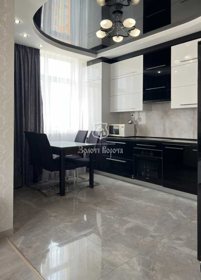 Продаж 3-кімнатної квартири 83.7 м², Сім'ї Кульженків вул., 35