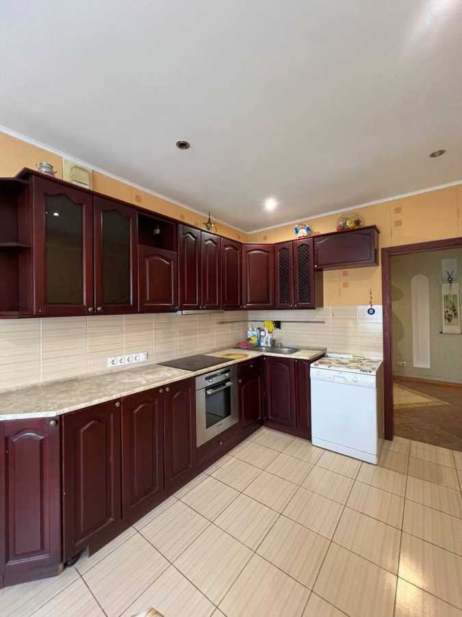 Продажа 2-комнатной квартиры 81 м², Маршала Тимошенко ул., 13А