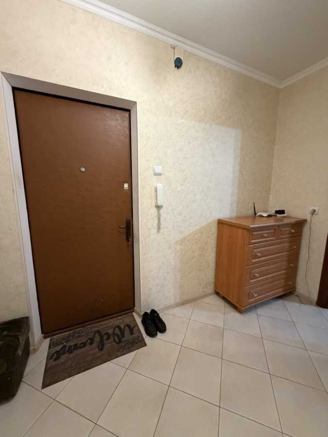 Аренда 1-комнатной квартиры 43 м², Ревуцкого ул., 36/2
