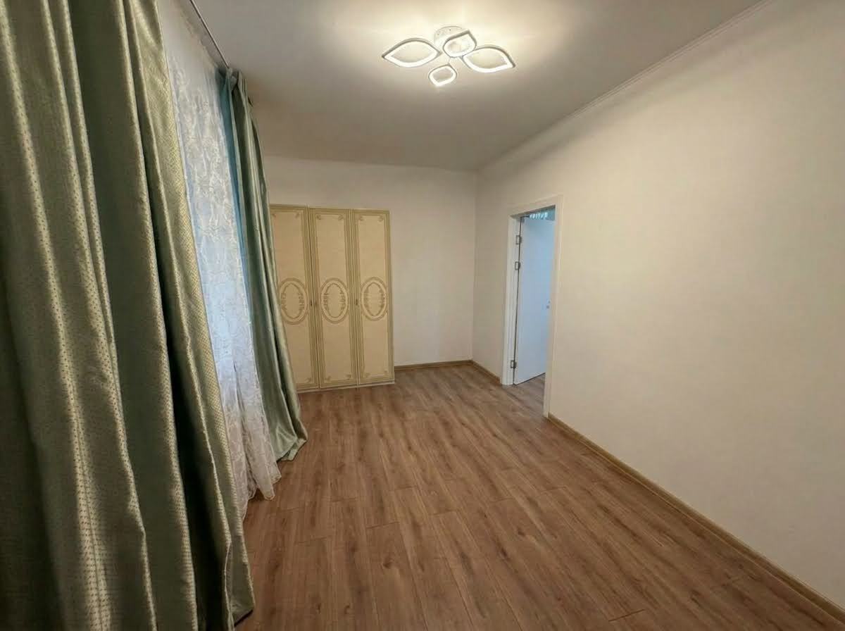 Продажа 2-комнатной квартиры 42.1 м², Резницкая ул., 6