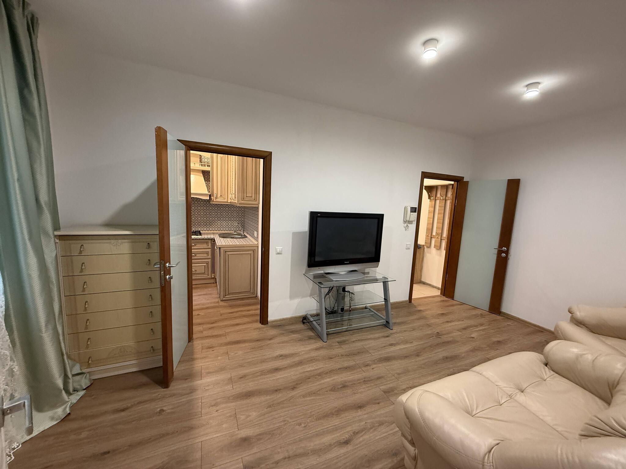 Продажа 2-комнатной квартиры 42.1 м², Резницкая ул., 6