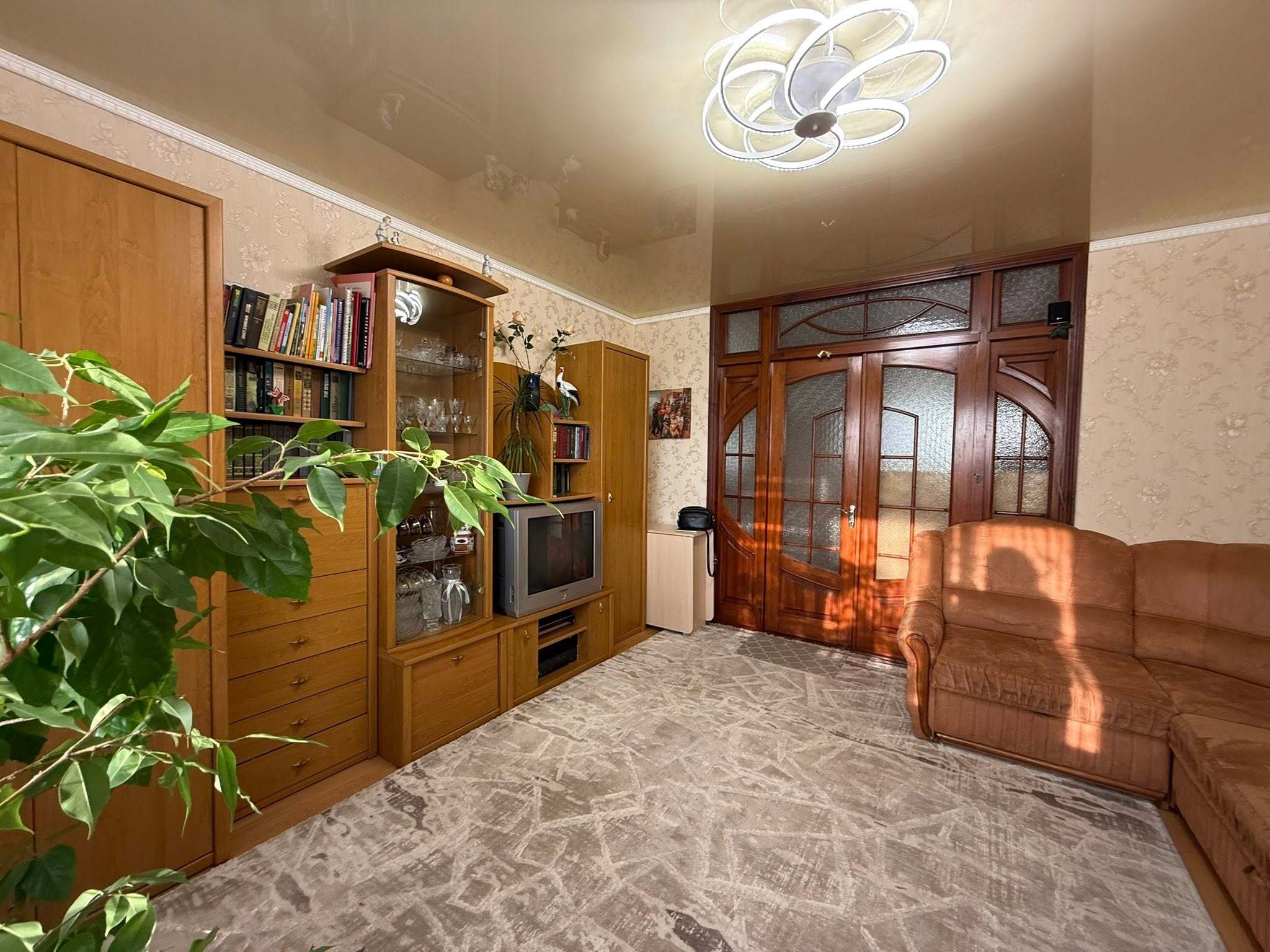 Продажа 3-комнатной квартиры 65 м², Запорожское шоссе, 16