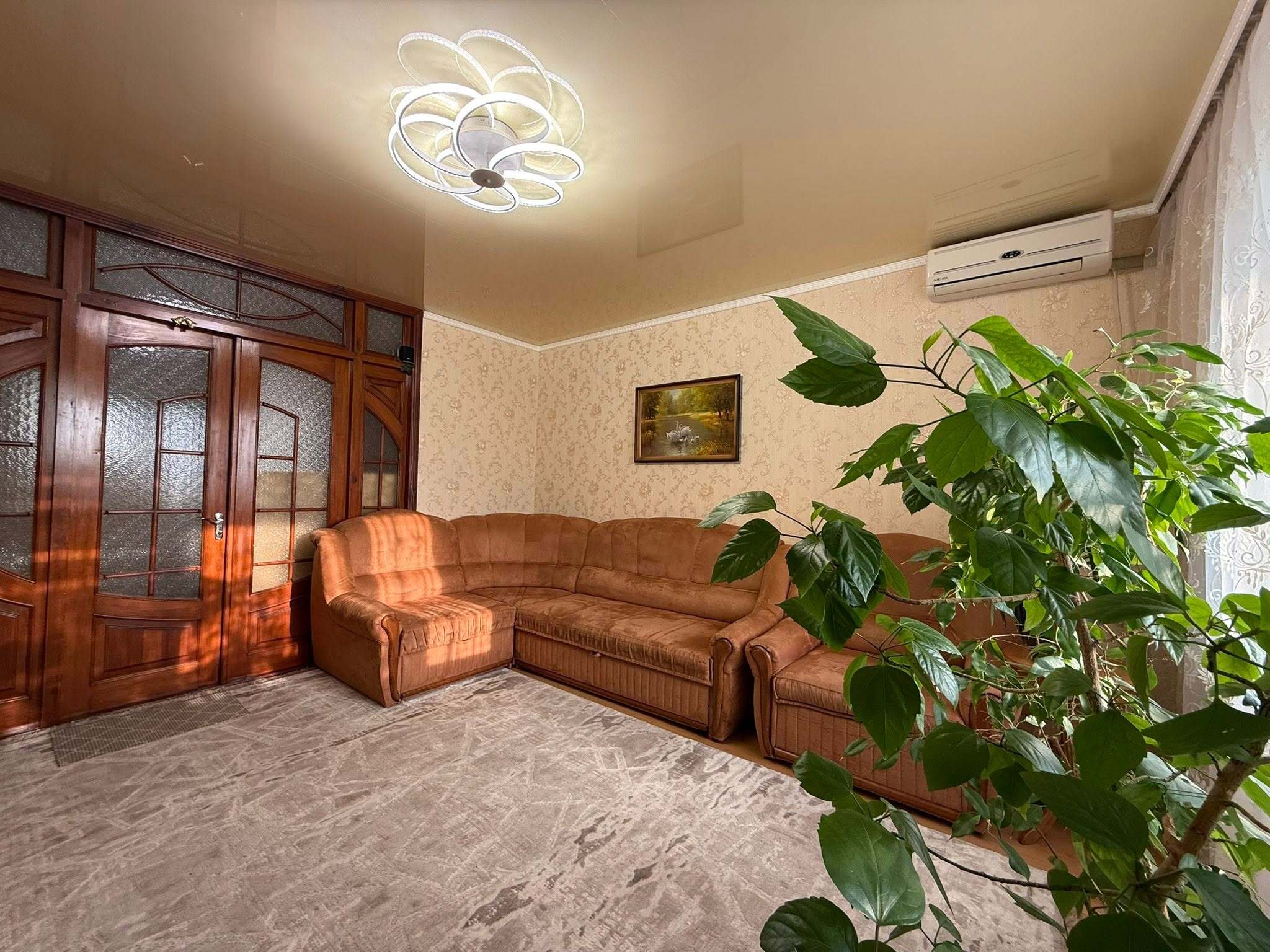 Продажа 3-комнатной квартиры 65 м², Запорожское шоссе, 16