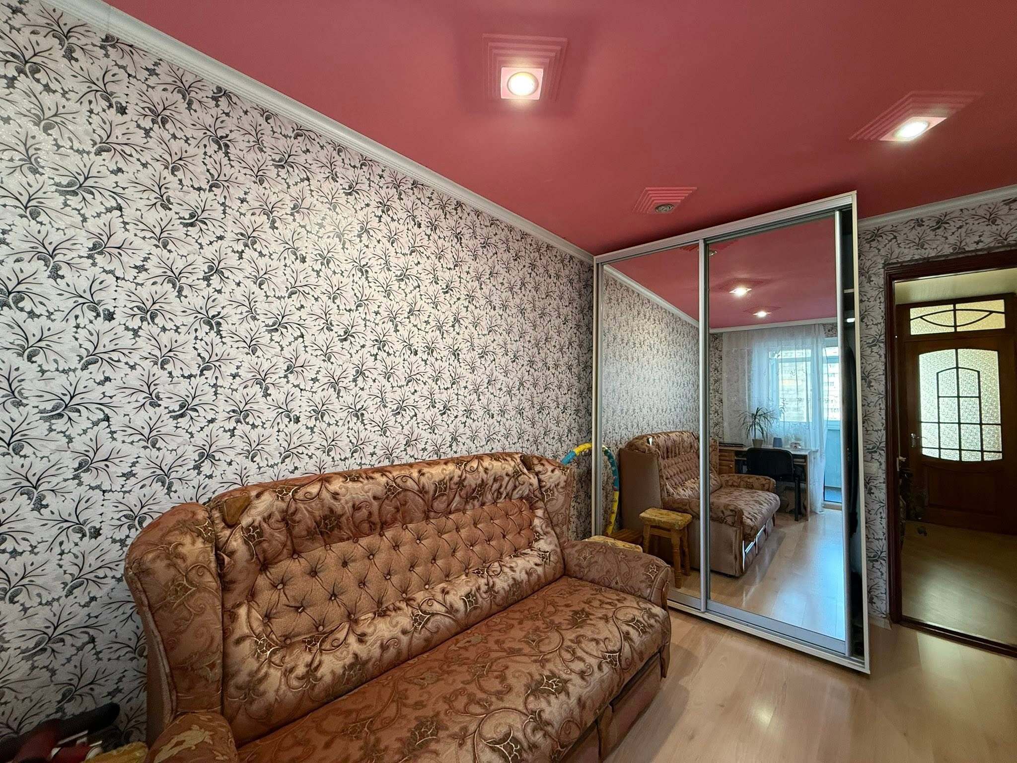 Продажа 3-комнатной квартиры 65 м², Запорожское шоссе, 16