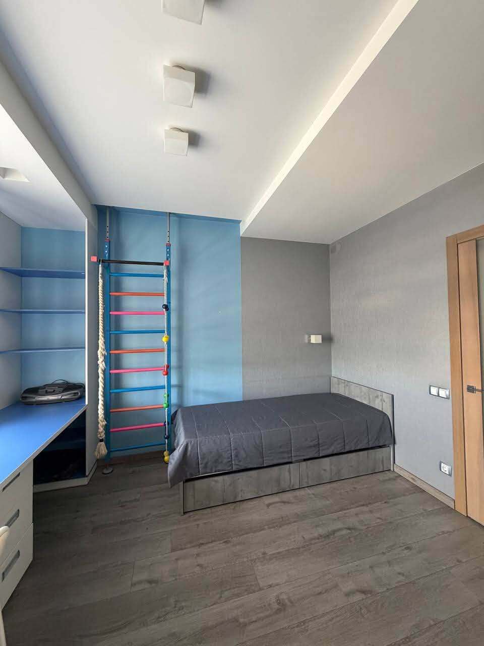 Аренда 3-комнатной квартиры 102 м², Мандрыковская ул., 134