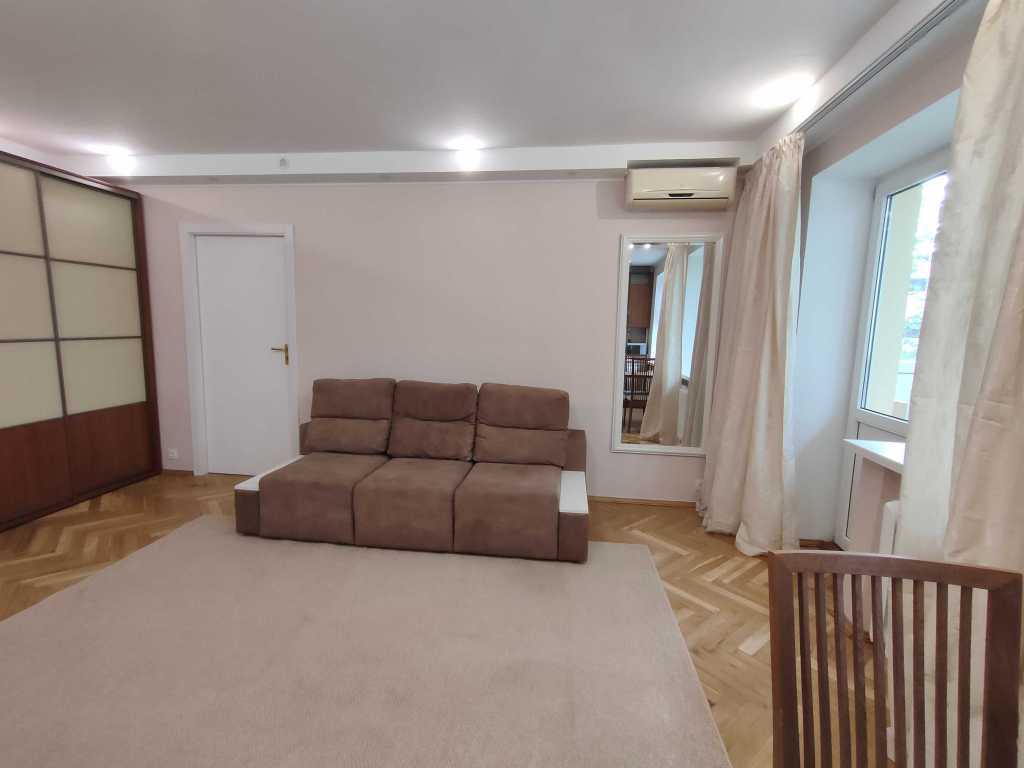 Оренда 2-кімнатної квартири 46 м², Джона Маккейна вул., 9
