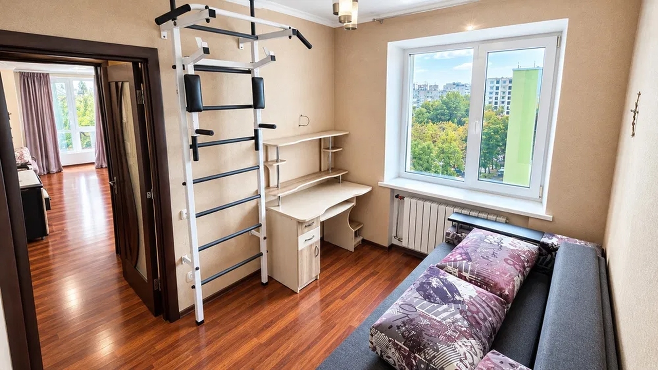Продажа 3-комнатной квартиры 55 м², Слобожанский просп., 65