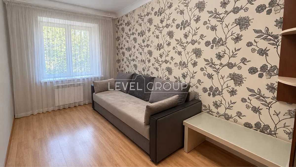 Продажа 3-комнатной квартиры 57 м², Вацлава Гавела бул., 79