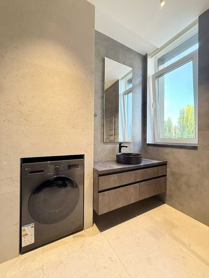 Оренда 2-кімнатної квартири 50 м², Предславинська вул., 42А