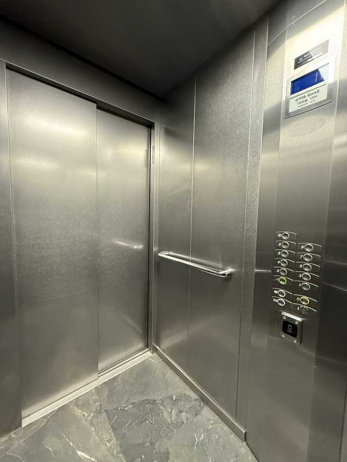 Оренда 2-кімнатної квартири 50 м², Предславинська вул., 42А