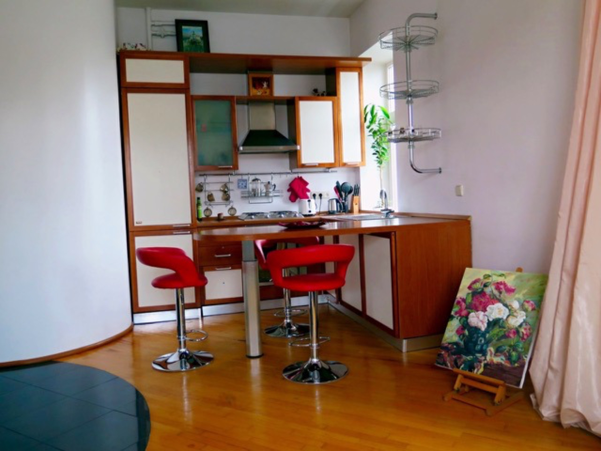 Оренда 2-кімнатної квартири 50 м², Хрещатик вул., 13/2