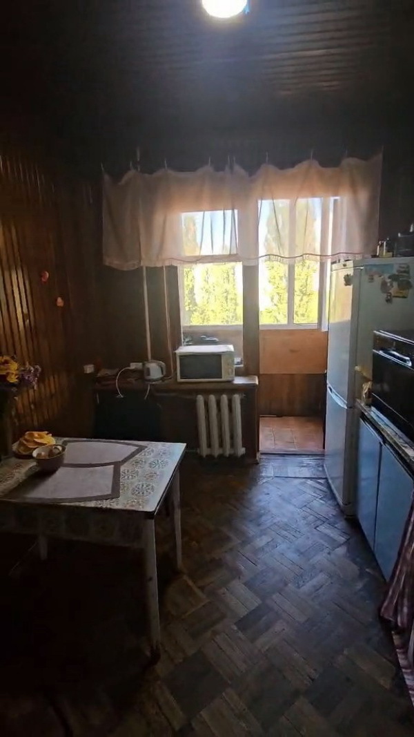 Продажа 3-комнатной квартиры 65.5 м², Люстдорфская дор.