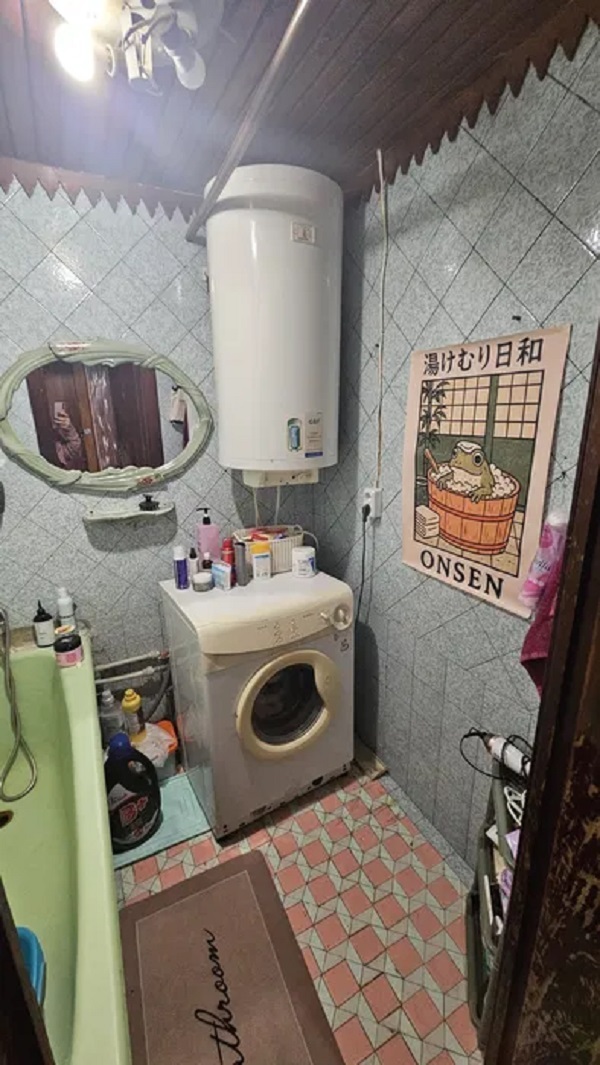 Продажа 3-комнатной квартиры 65.5 м², Люстдорфская дор.