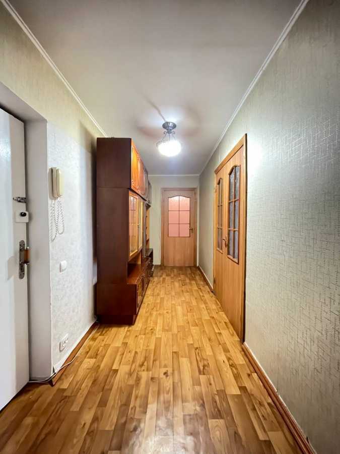 Продажа 2-комнатной квартиры 53 м², Героев Сталинграда просп., 11