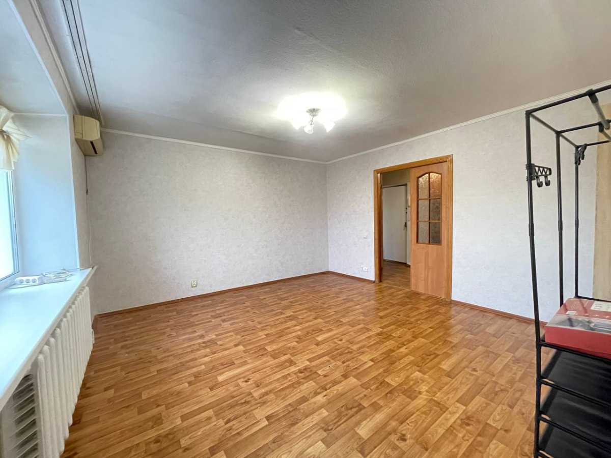 Продажа 2-комнатной квартиры 53 м², Героев Сталинграда просп., 11