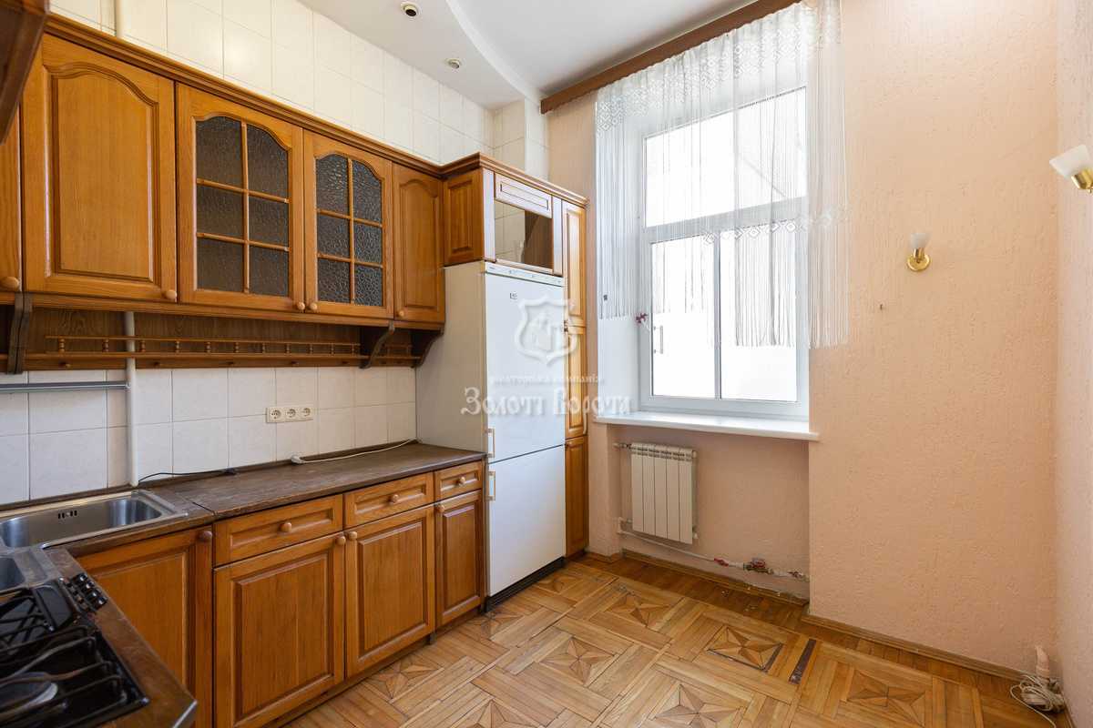 Продаж 3-кімнатної квартири 75.9 м², Олеся Гончара вул., 90/92