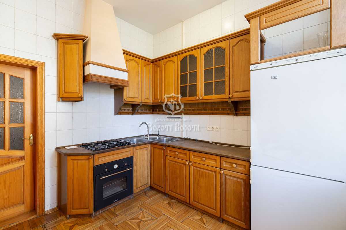 Продаж 3-кімнатної квартири 75.9 м², Олеся Гончара вул., 90/92