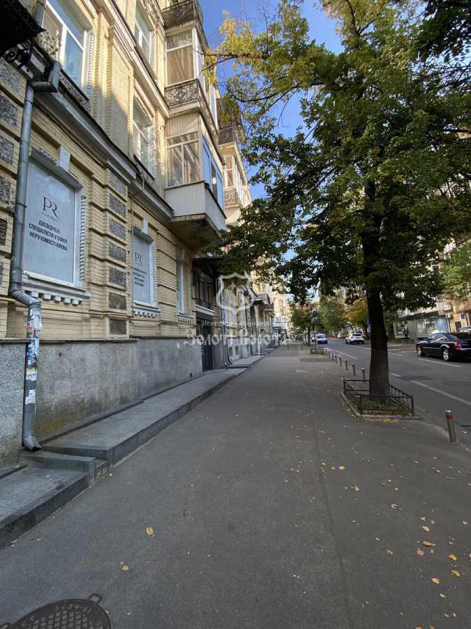 Продаж 3-кімнатної квартири 75.9 м², Олеся Гончара вул., 90/92