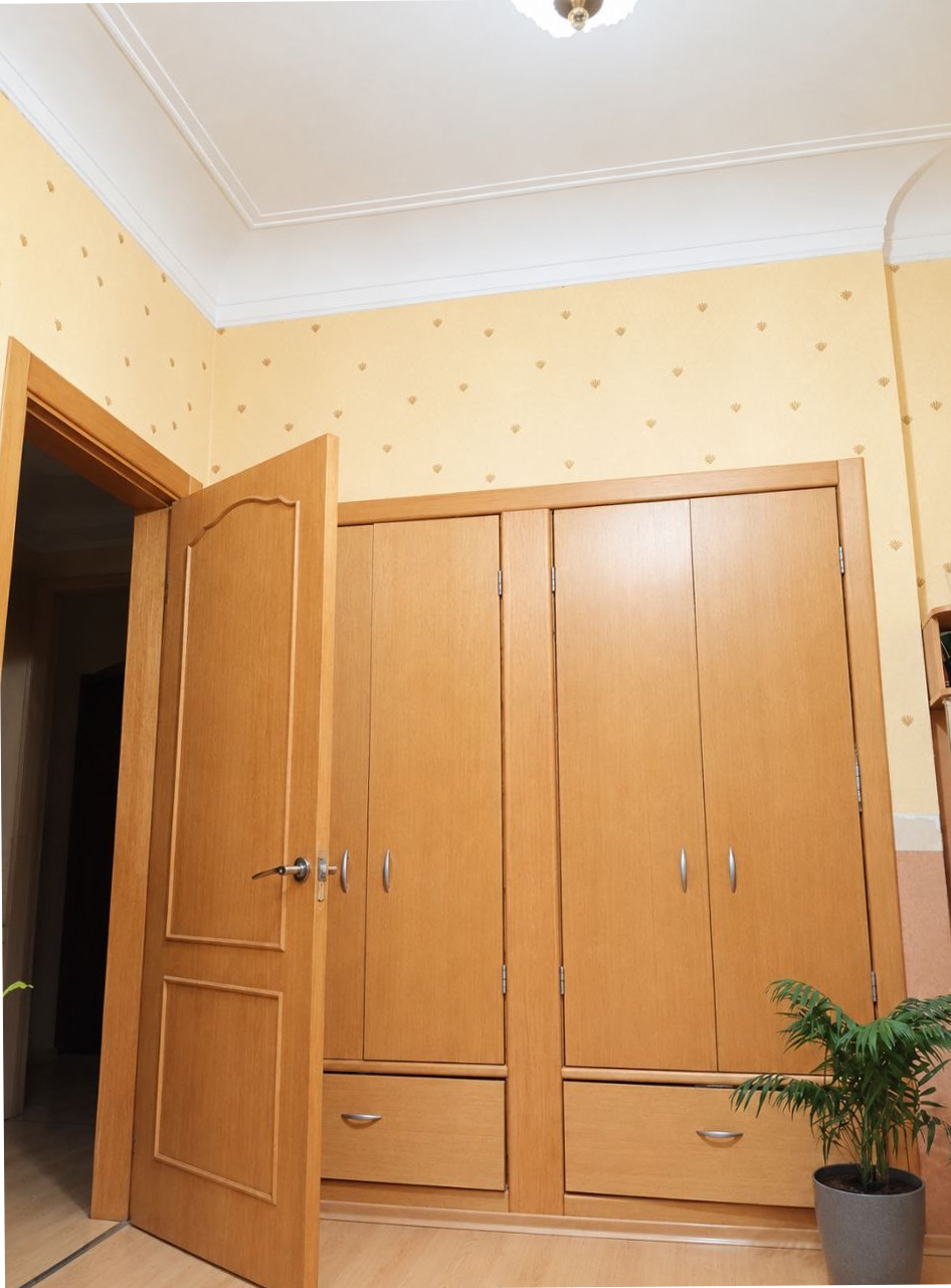 Продаж 2-кімнатної квартири 52 м², Богдана Хмельницького вул., 78