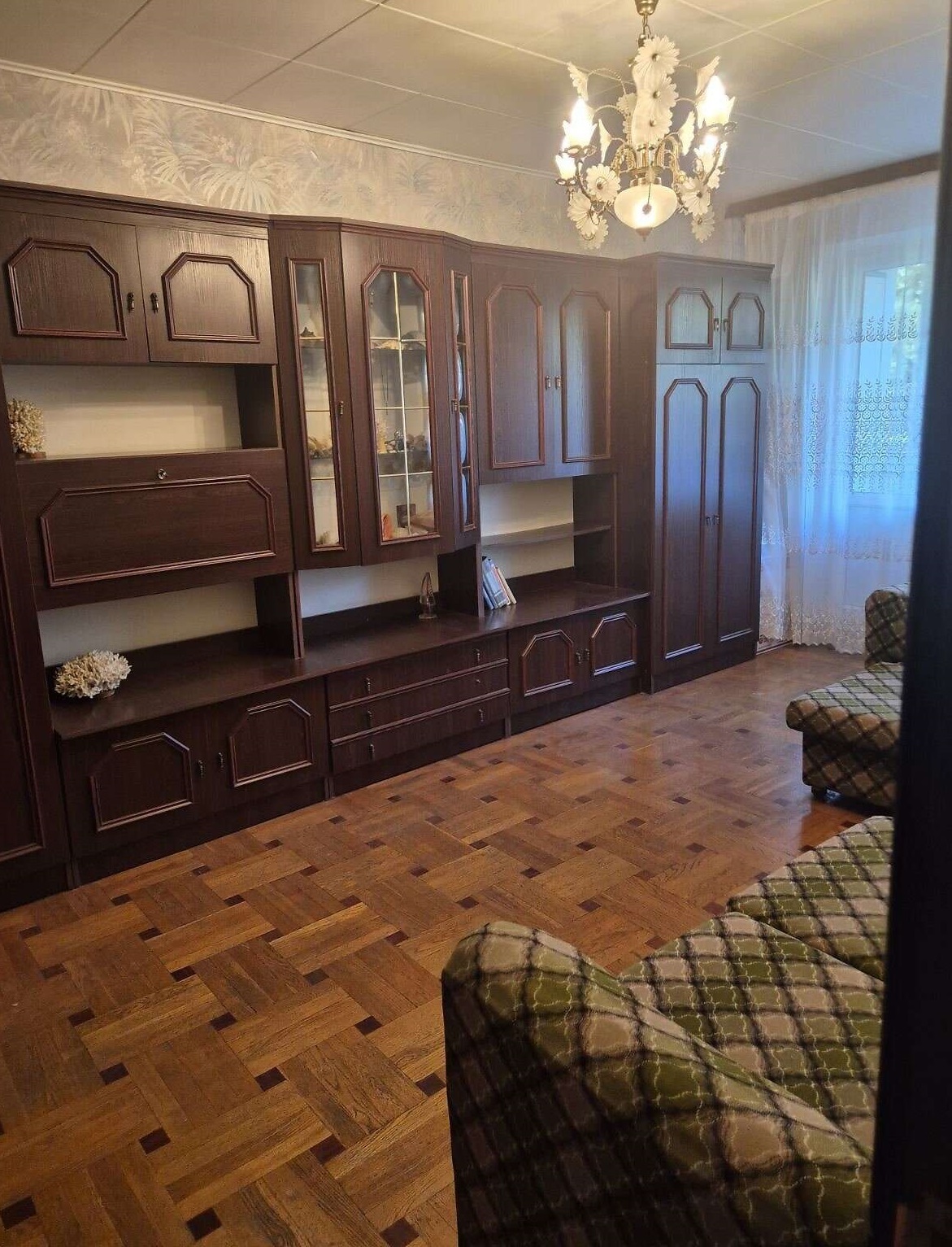 Продажа 3-комнатной квартиры 61 м², Добровольского просп., 143