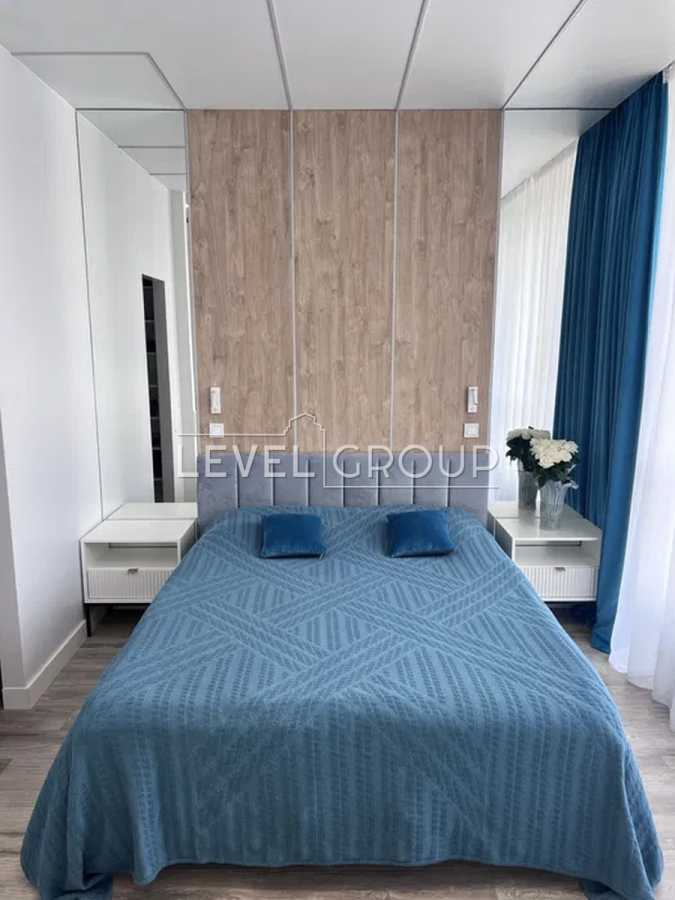 Продаж 1-кімнатної квартири 53 м², Миколи Пимоненка вул., 19