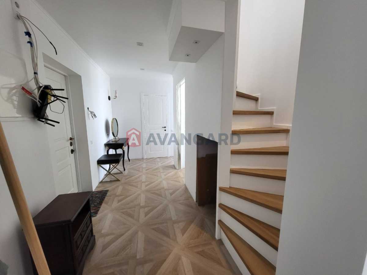 Продаж 2-кімнатної квартири 60.5 м², Метрологічна вул., 56Б