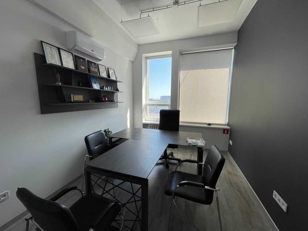 Аренда офиса 222 м², Евгения Сверстюка ул., 11