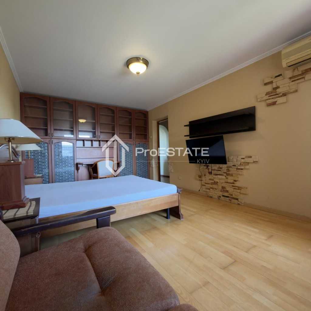 Продаж 2-кімнатної квартири 65 м², Братиславська вул., 7