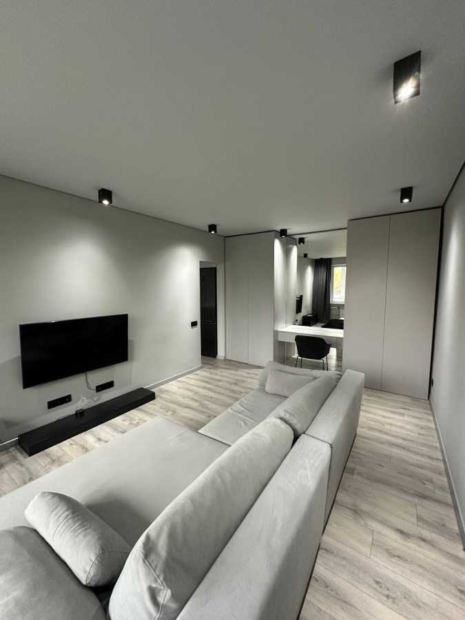 Продаж 2-кімнатної квартири 51 м², Декабристів вул., 5