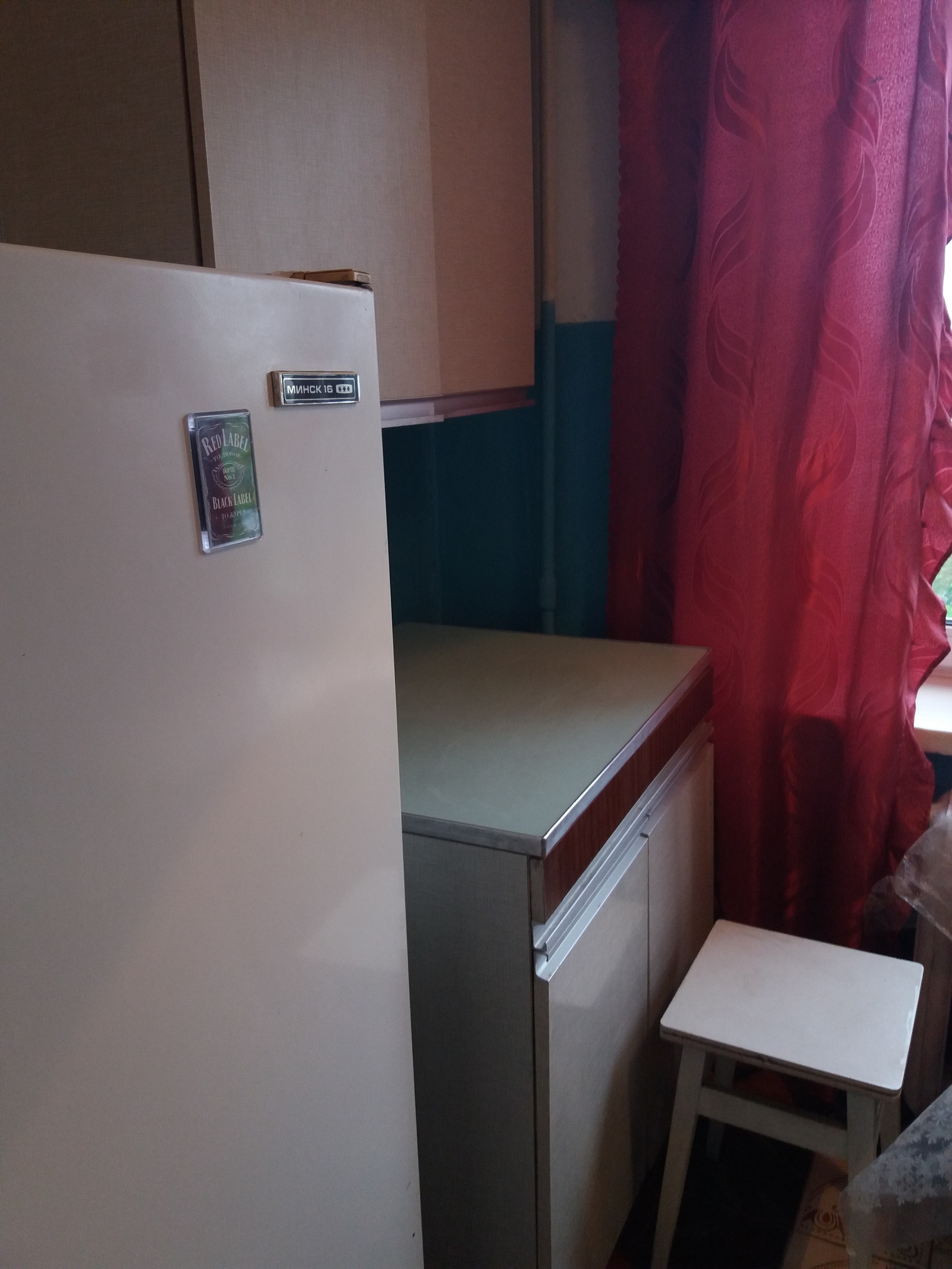 Оренда 1-кімнатної квартири 30 м², Райдужна вул.