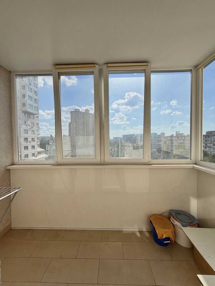 Продажа 1-комнатной квартиры 52.4 м², Юрия Шумского ул., 1