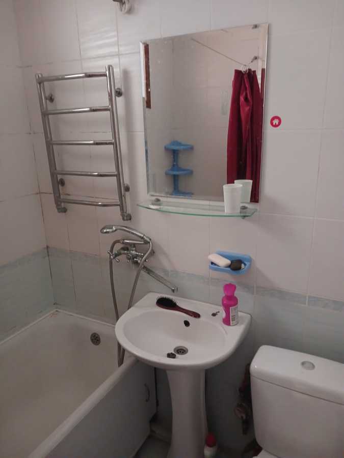 Продажа 1-комнатной квартиры 30 м², Труда бул., 2