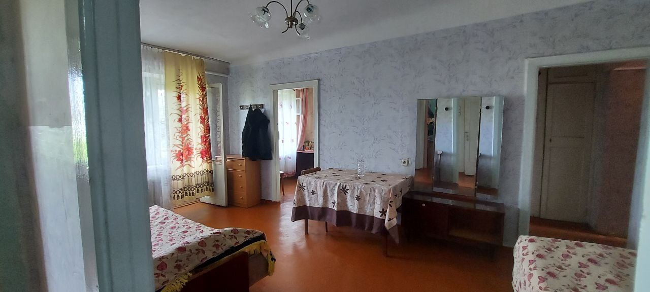 Аренда 3-комнатной квартиры 60 м², Ялтинская ул., 8/1