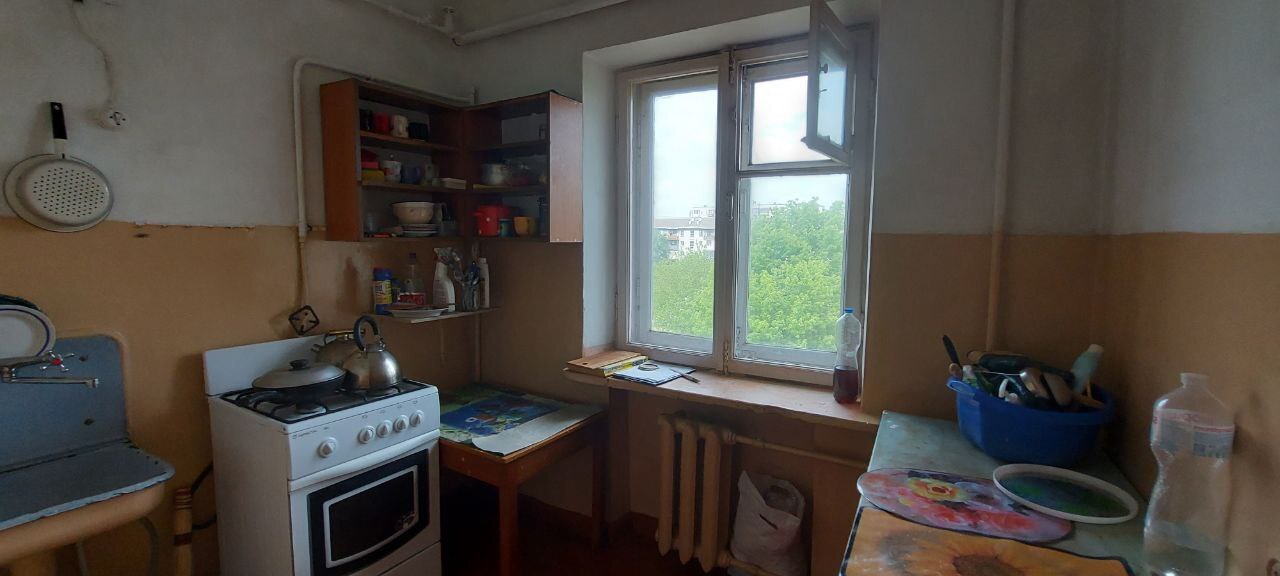 Аренда 3-комнатной квартиры 60 м², Ялтинская ул., 8/1