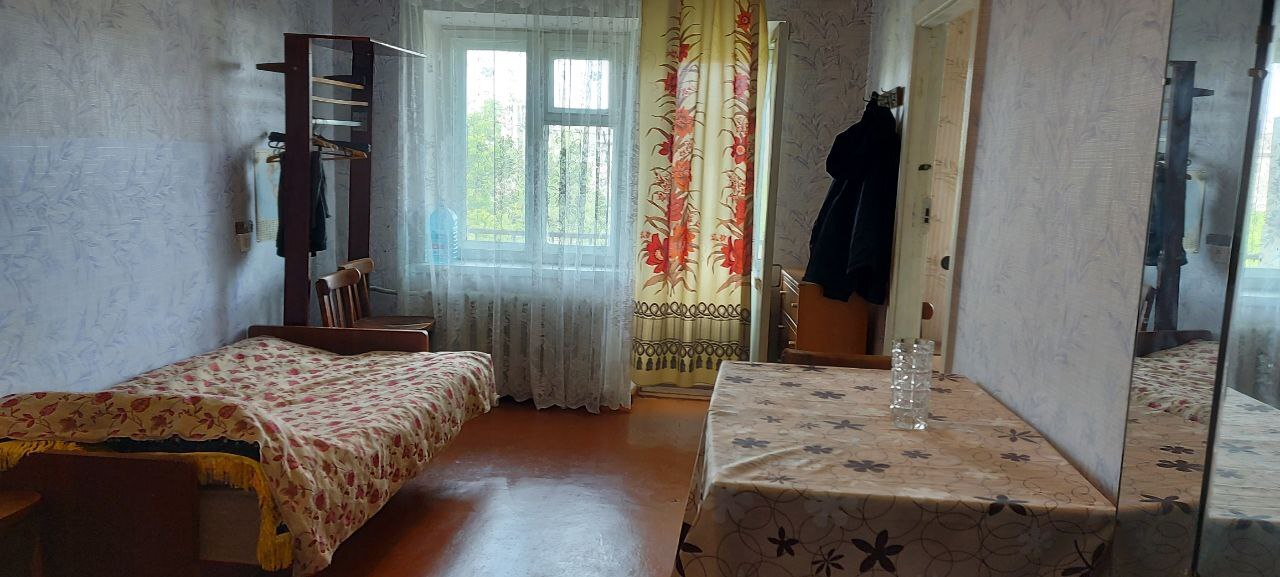 Аренда 3-комнатной квартиры 60 м², Ялтинская ул., 8/1