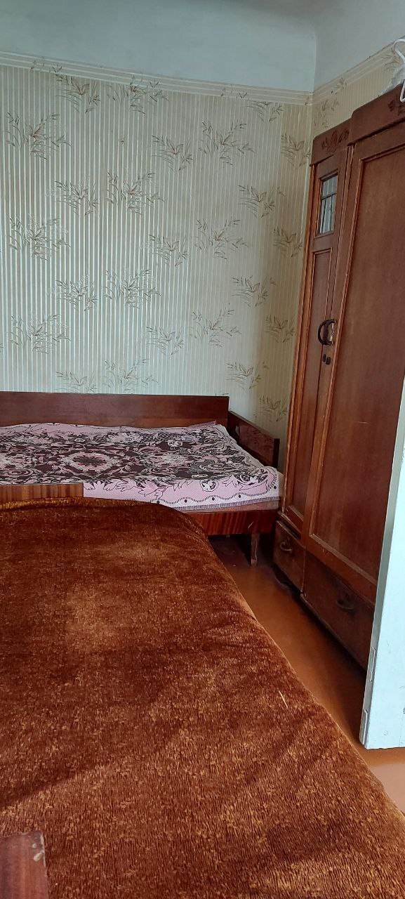 Аренда 3-комнатной квартиры 60 м², Ялтинская ул., 8/1