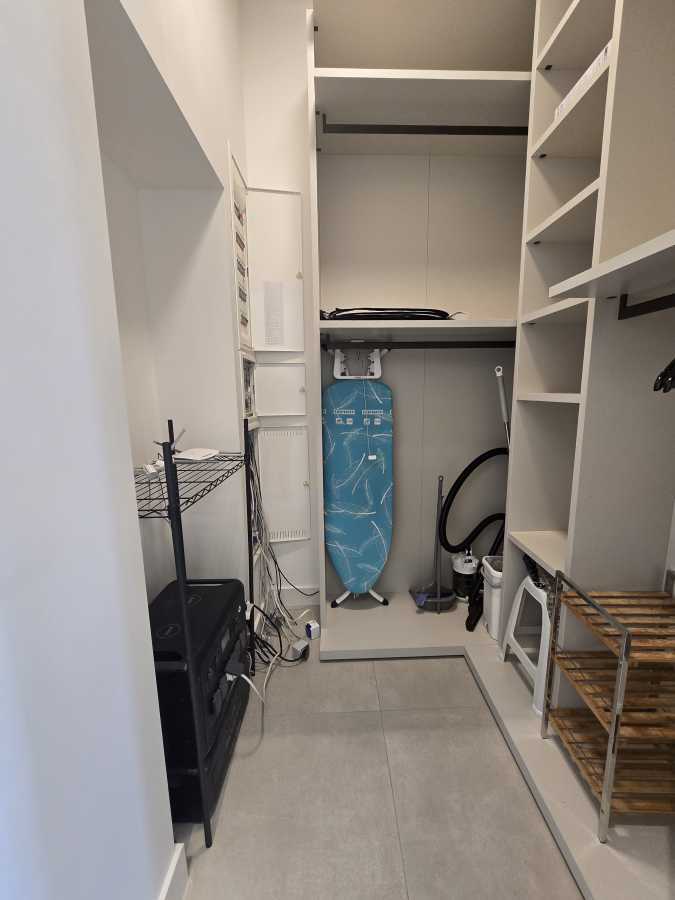 Аренда 4-комнатной квартиры 180 м², Владимира Антоновича ул., 17А